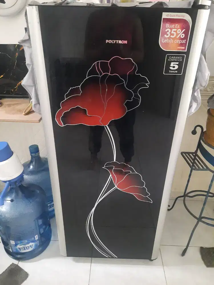KULKAS POLYTRON 1 PINTU 180 L