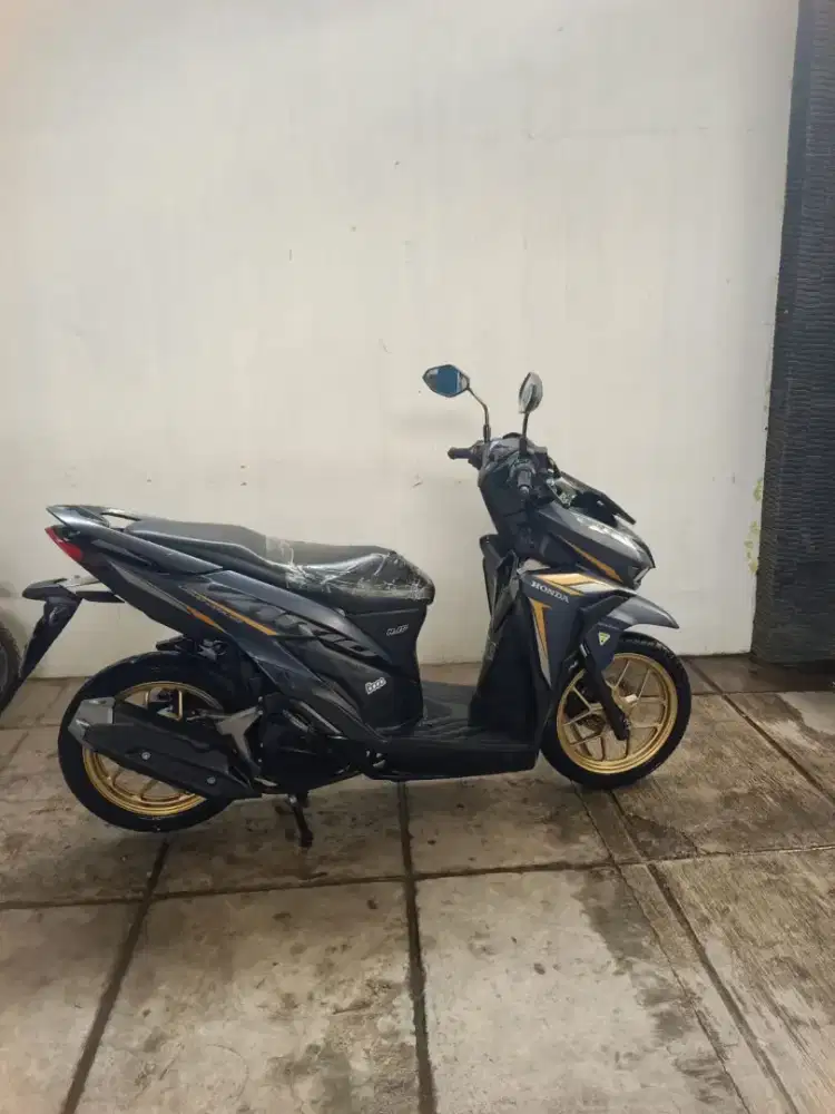 Di jual Honda vario 125 cc warna biru