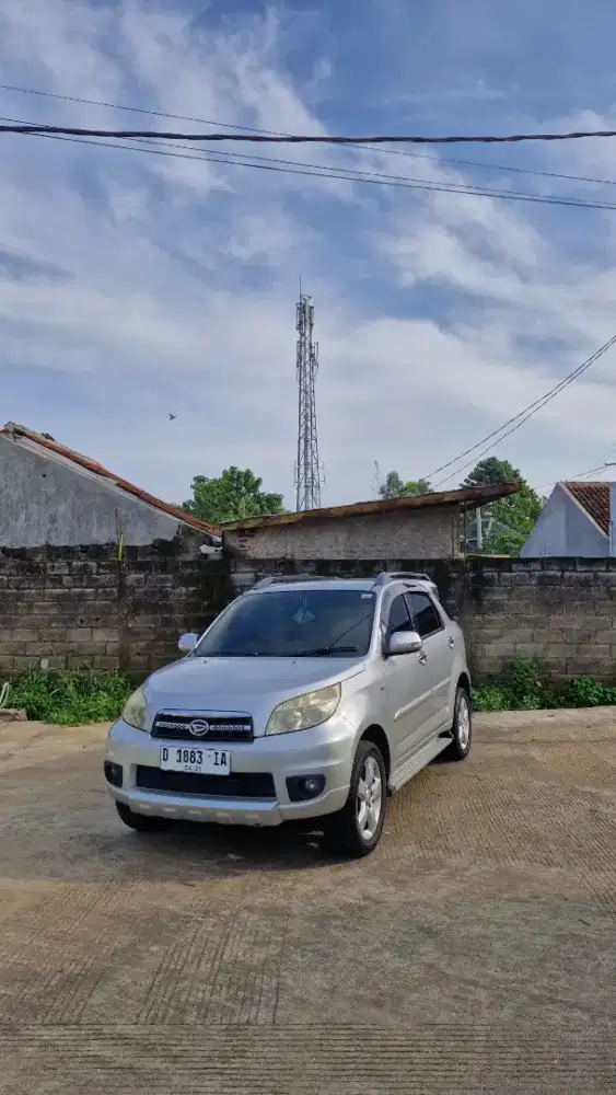 Daihatsu Terios TX 2013