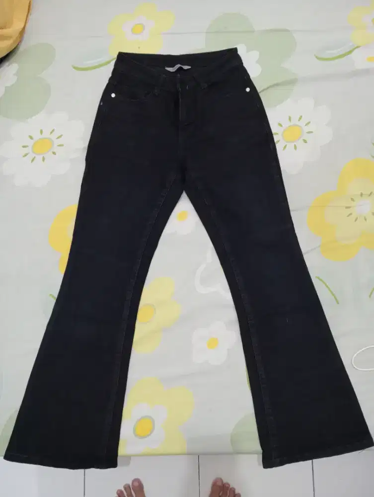 PRELOVED  Celana jeans cutbray