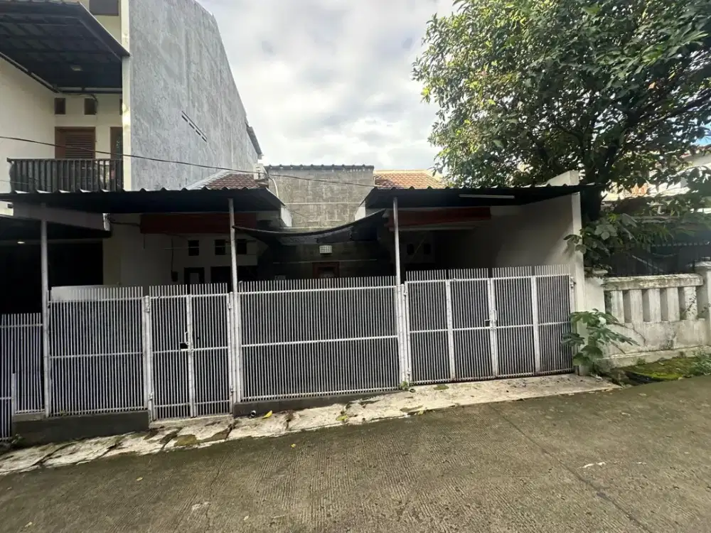 Rumah Nyaman Strategis Bukit Cengkeh Berbunga
