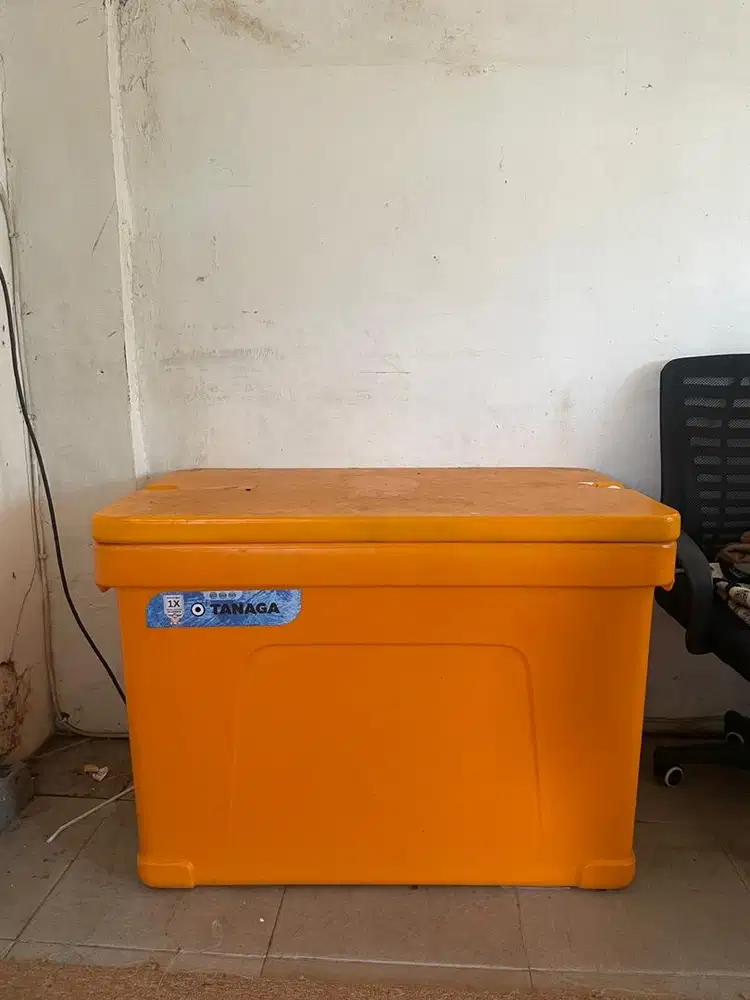 Dijual cepat dan murah box es batu tanaga