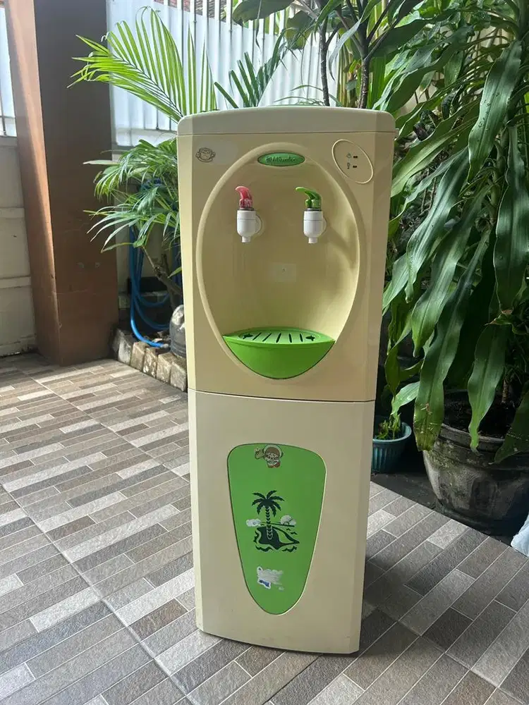 MIYAKO dispenser galon atas