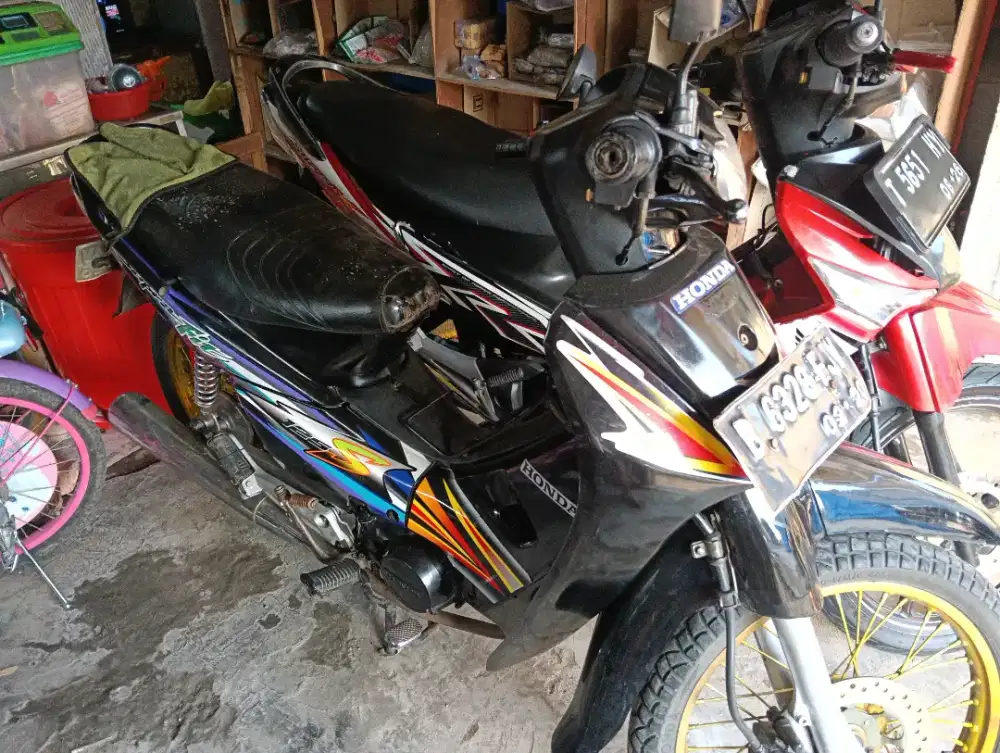 Di jual Honda Supra fit
