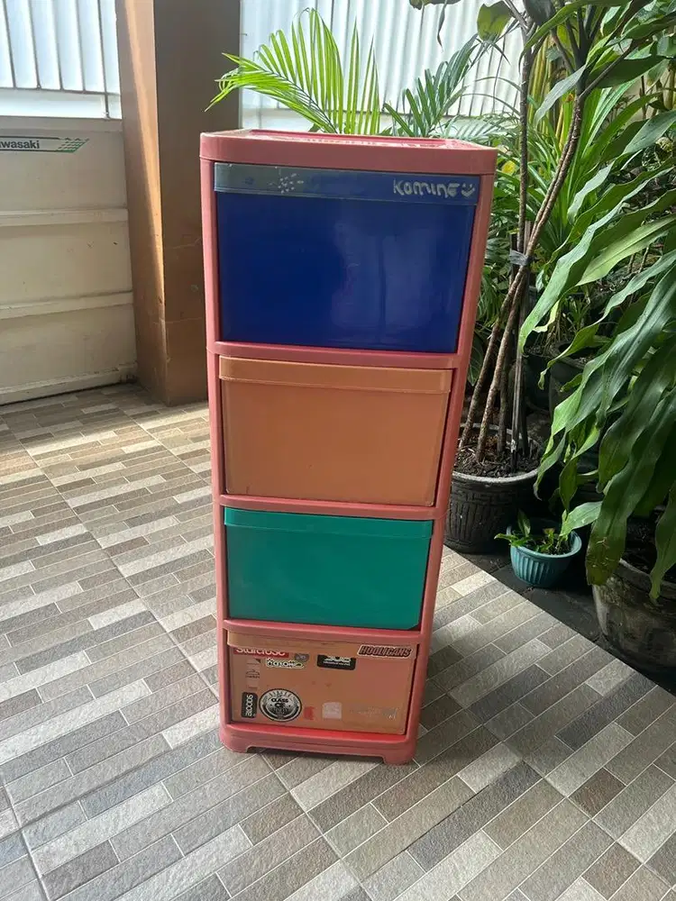 LACI/LEMARI SUSUN PLASTIK