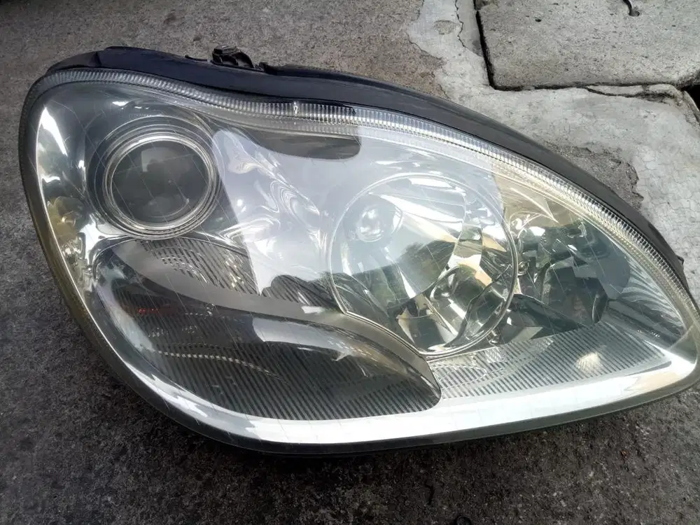 Lampu set mercy s280