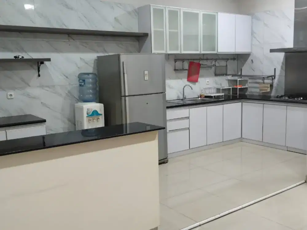 Dijual Rumah Furnished Siap Huni di Cluster Delatinos Carribean, BSD