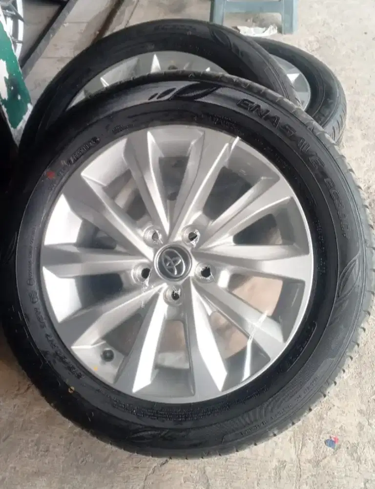 Velg OEM Original Zenix V R17 PCD5x114.3 Velg Ban Dunlop 4pcs (2026)