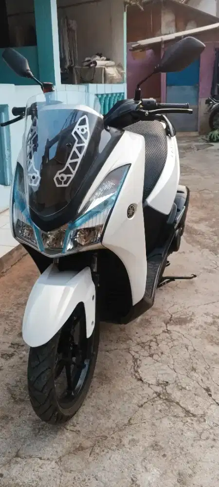 Yamaha lexi 2018
