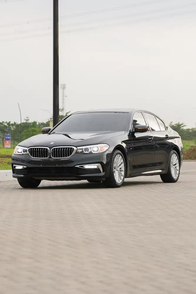 BMW 530i Luxury 2019 (G30)