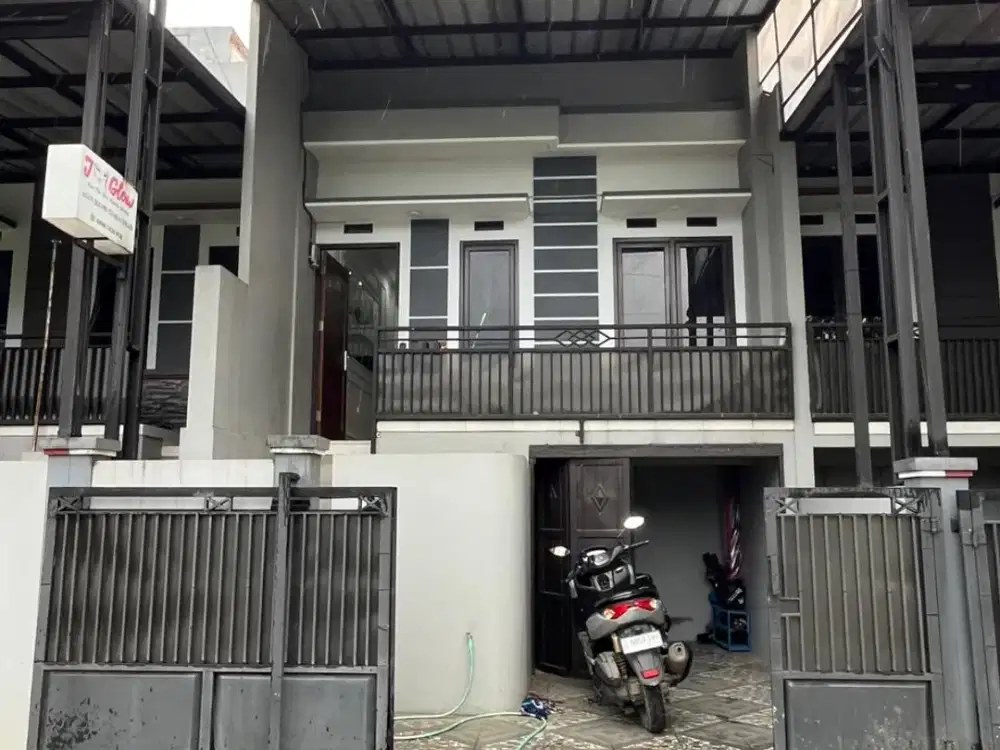 Dijual Rumah 2 Lantai Nyaman Siap Huni Minimalis Lokasi di Cipageran Cimahi Utara Bandung