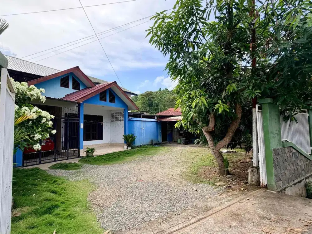 DIJUAL – Rumah Luas 2 Lantai Full Furnished Strategis di Wara Barat