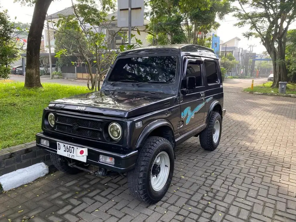 Suzuki Jimny Katana GX Thn 2002, Hitam Metalik, original, mulus
