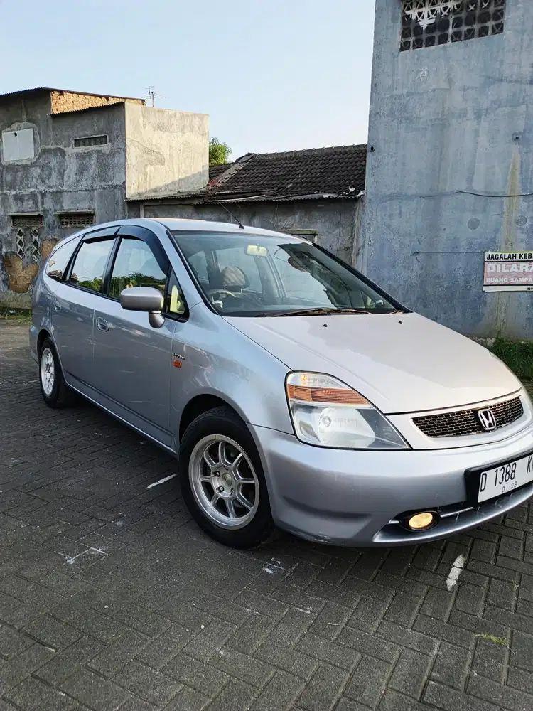 ‎Honda Stream RN3 2.0 i-Vtech A/T 2003 Satu Tangan Dari Baru