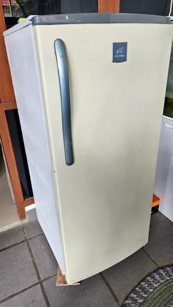 Kulkas Polytron 1 Pintu Normal