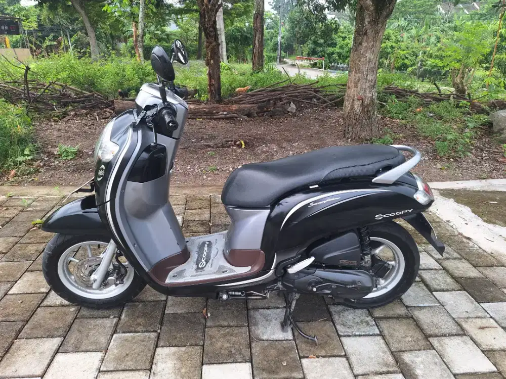 Scoopy 2018 bisa cash/kredit syariah angsuran TERMURAH