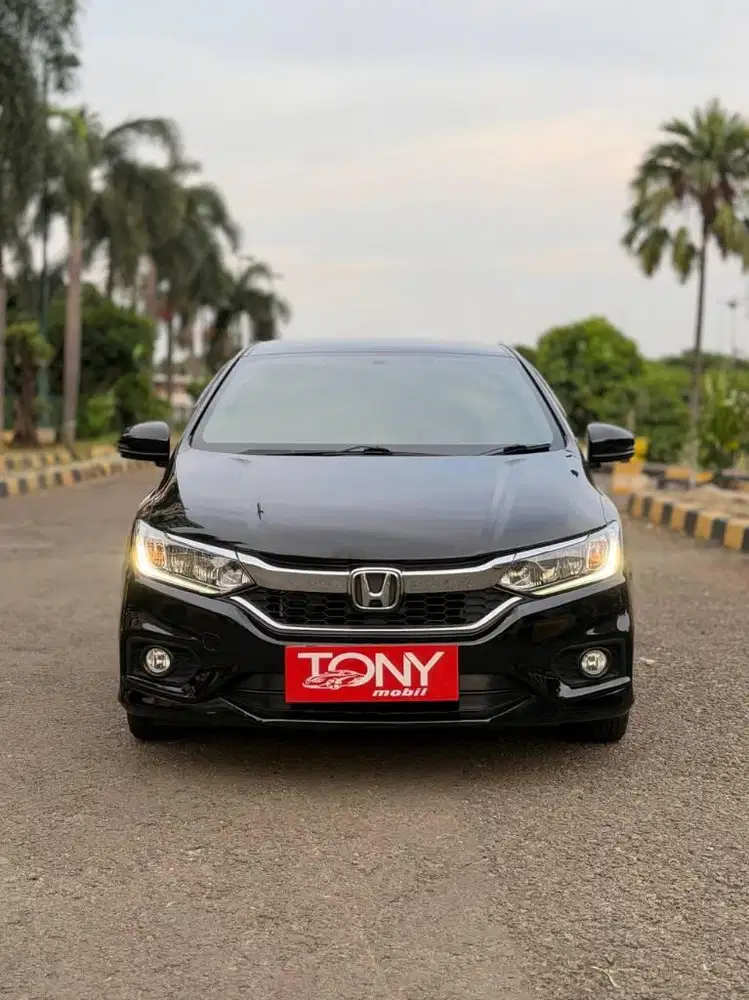 Honda City E CVT DP 5jt Saja Low KM 2020 Hitam