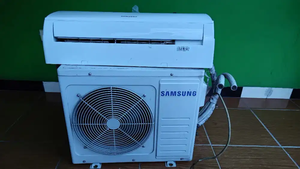 Dijual AC BEKAS SAMSUNG 1/2 PK