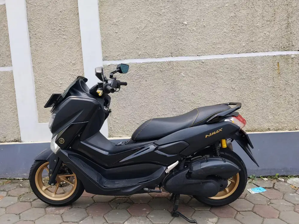 (jual) yamaha nmax old 2018 surat lengkap siap pakai