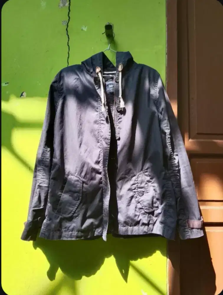 DIJUAL JAKET GAP ORI SIZE L