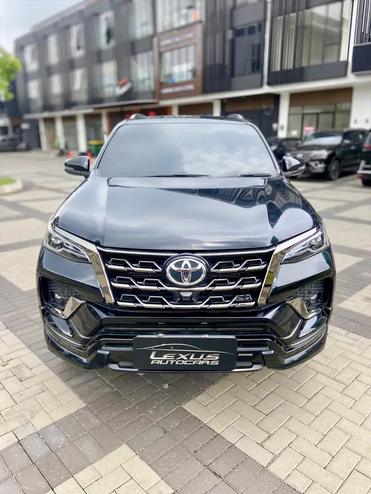 Fortuner GR 2.8 LOW ODO, DP MINIM DAN BISA PAKE SOLAR