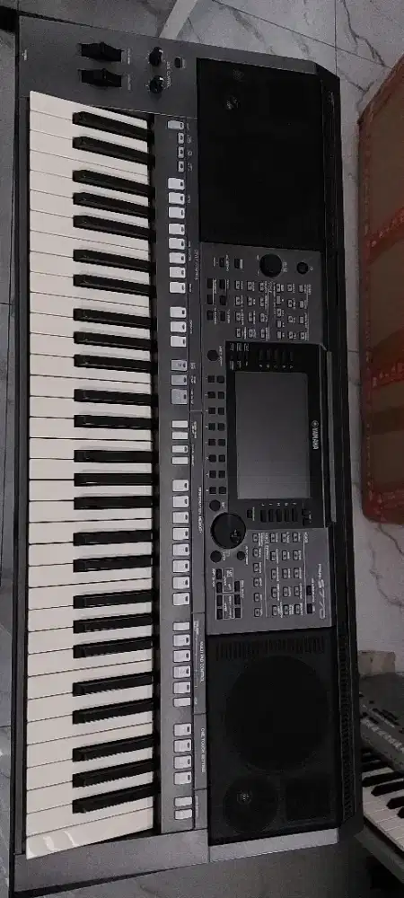 Keyboard yamaha Psr S-S 770
