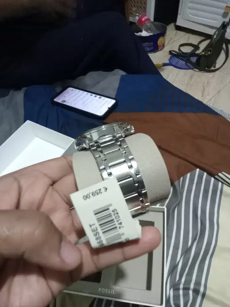 Jam tangan Fossil
