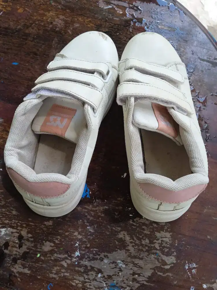 sepatu remaja north srar