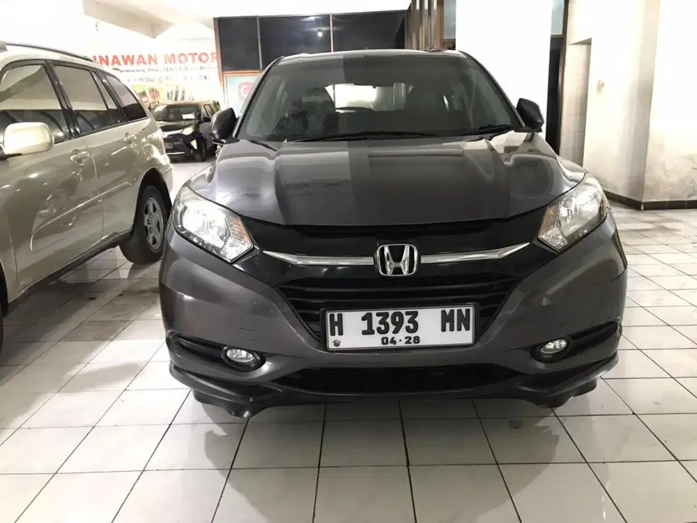 HR - V 1.5 E AT 2018
