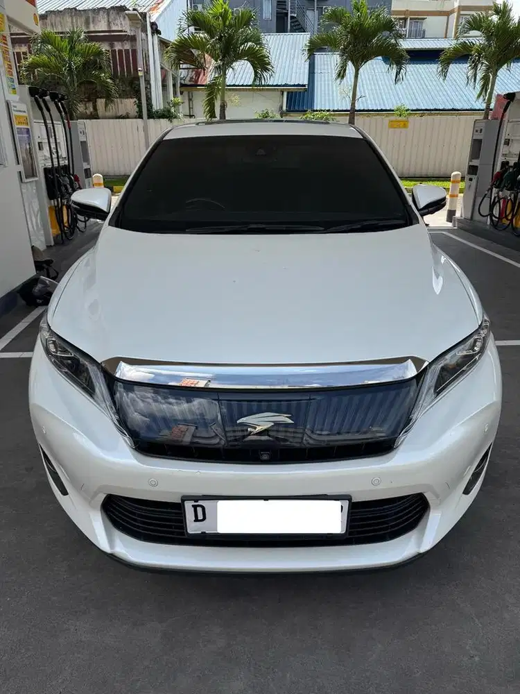 Toyota harrier putih mutiara