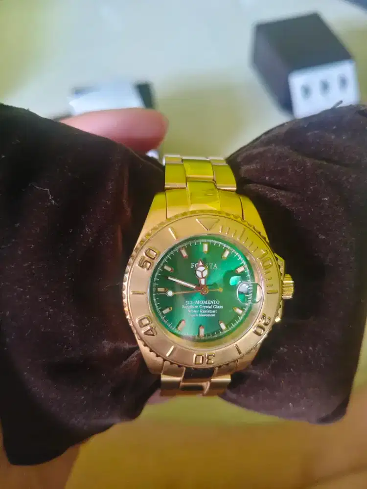 Jam forsta baru 1x pake masih mulus minus batrai mati