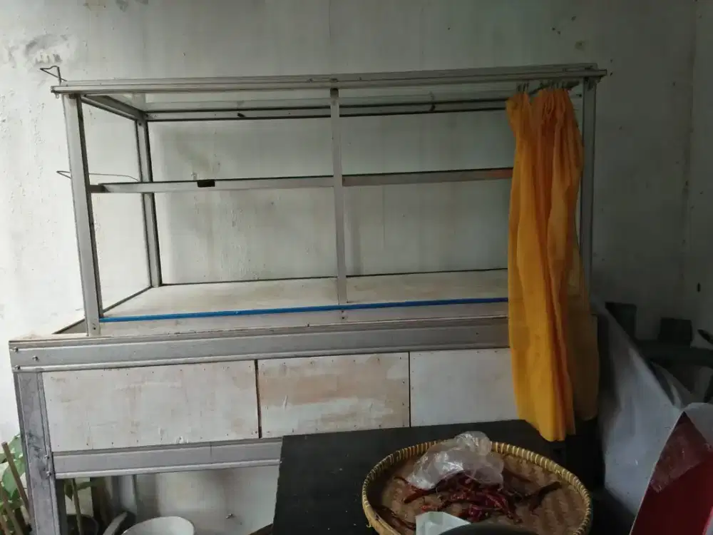 etalase dagang 2 rack