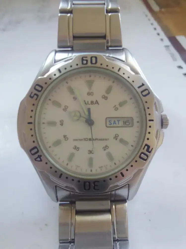 Jam tangan arloji alba