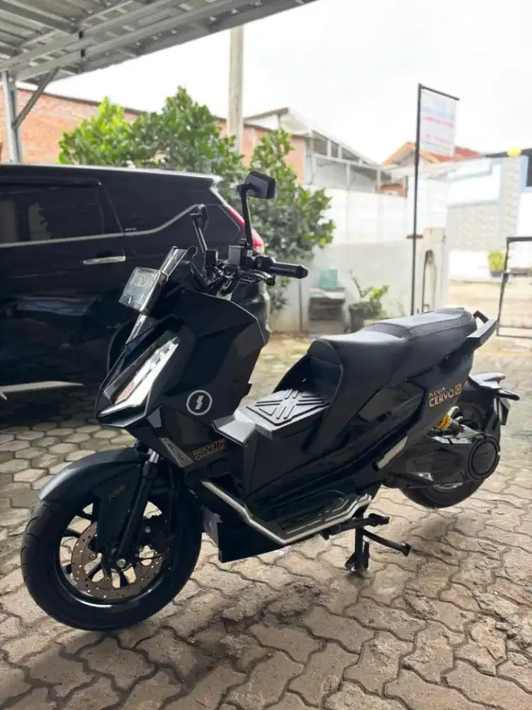Alva Cervo Q 2024 Supernova Black