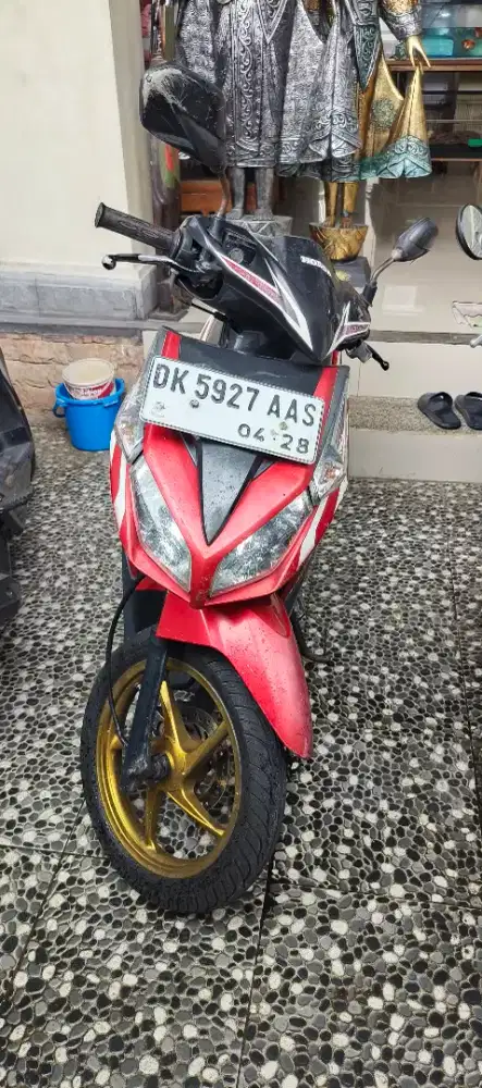 Dijual motor honda vario tahun 2012
