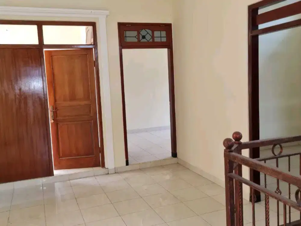 REV.A543 Rumah 2 Lantai di Rungkut Menanggal Harapan Area Nyaman Murah