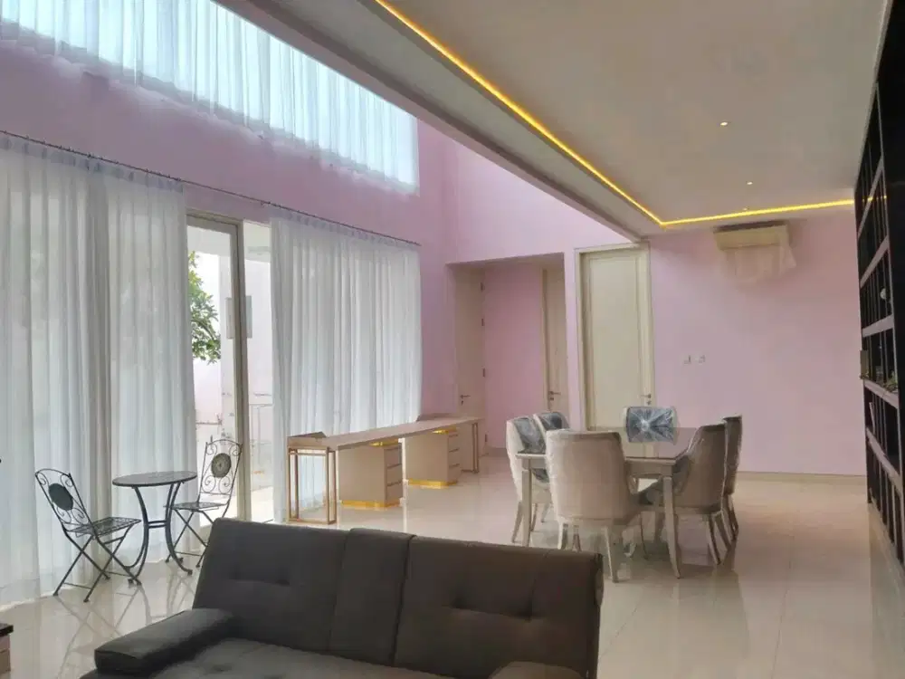 REV.A436 Rumah Modern East Coast Pakuwon City Kawasan Strategis Siap Huni
