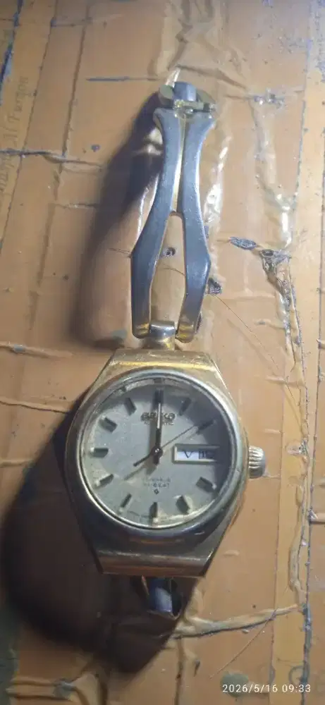 Jam tangan wanita merk Seiko automatic original