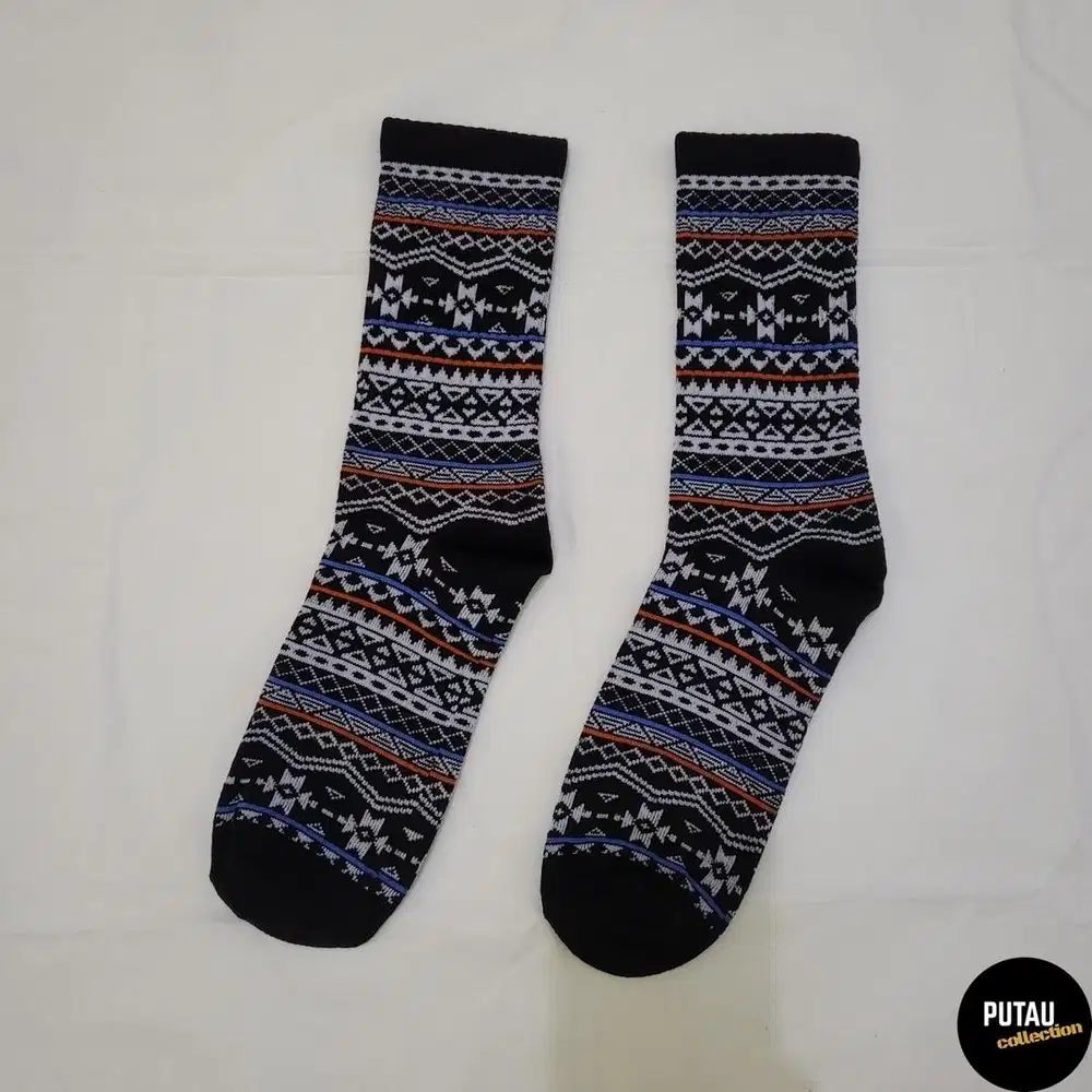 Kaos Kaki | Motif 1