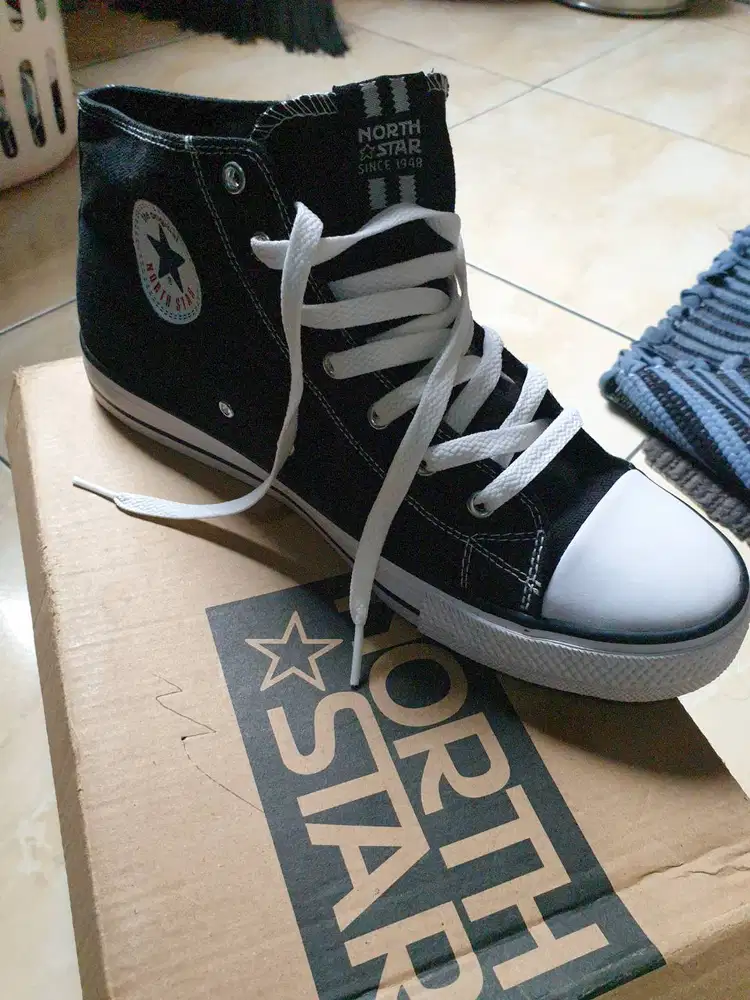 Juall sepatu North Star kondisi baru tidak jadi pakai Uk 43