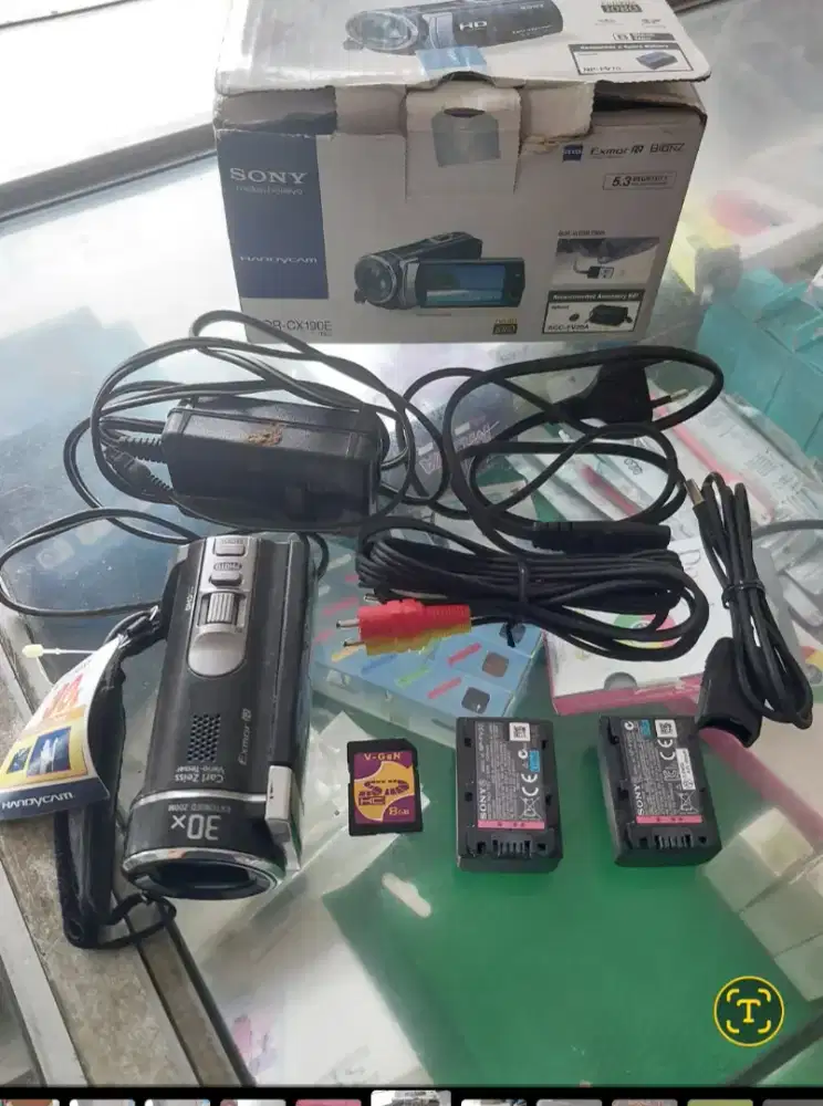 Handycam SONY HDR-CX190E Full set