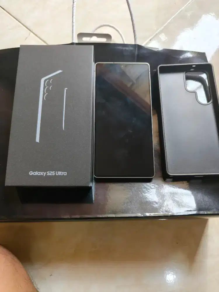 Jual hp Samsung s25 ultra baru 2migu pake