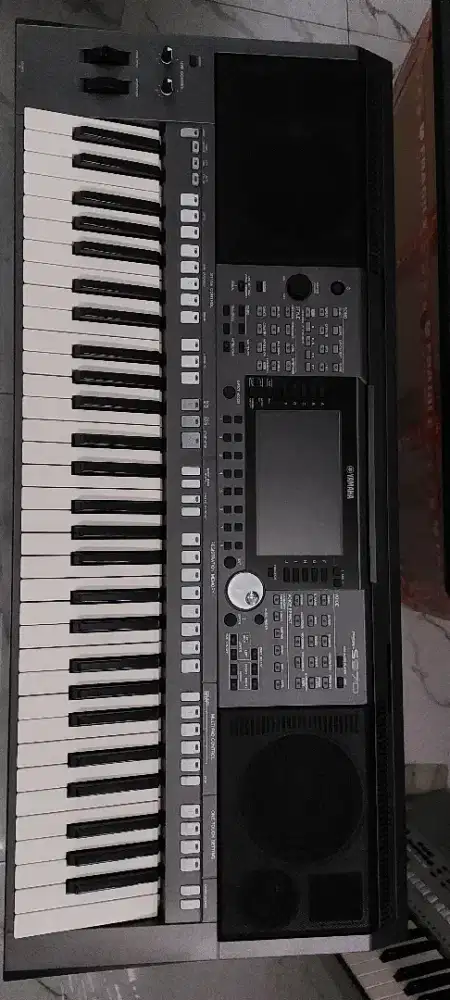 Keyboard yamaha Psr S 970