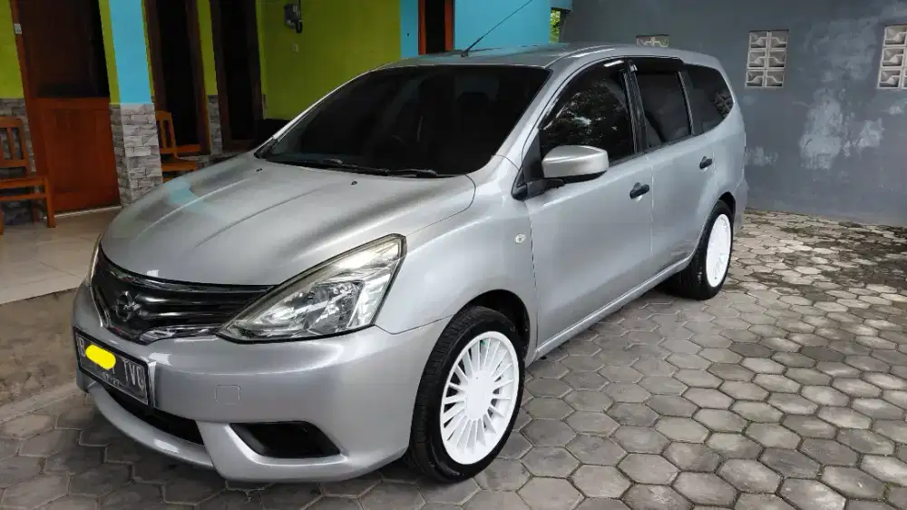 Grand Livina 2013 Matic Mantab Siap Luar Kota