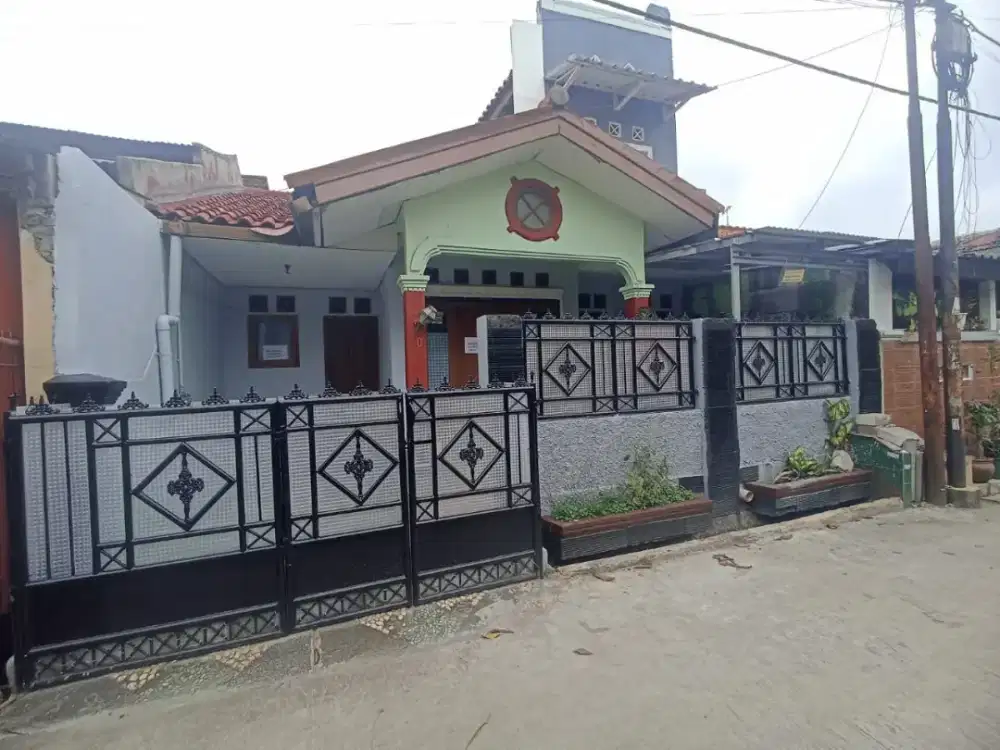 Dikontrakan Rumah 2 Lantai, Sukahati Cibinong Bogor