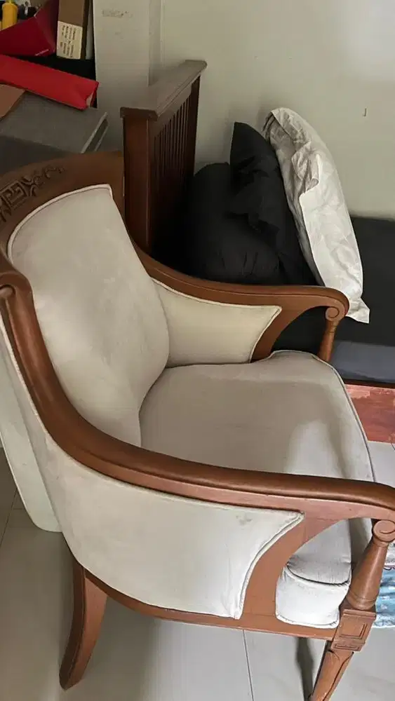 Set Kursi Tamu ( 2 seater+ 1 seater + 1 seater + meja)