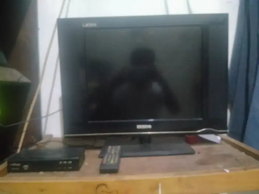 Jual cepat TV LED ikedo 17