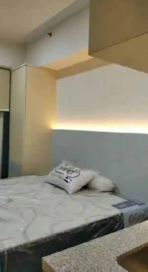 DIJUAL BENSON STUDIO APARTEMEN FURNISHED BARU SIAP HUNI LANTAI SEDANG