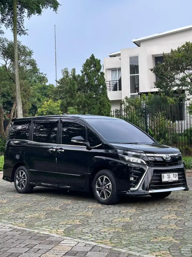 Voxy 2018 - Genap - Automatic - Toyota Voxy 2018