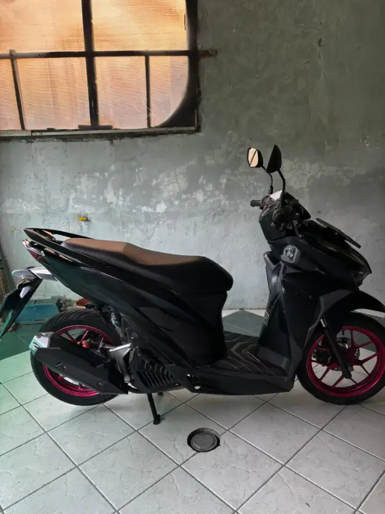 Honda Vario 125 eSP CBS ISS